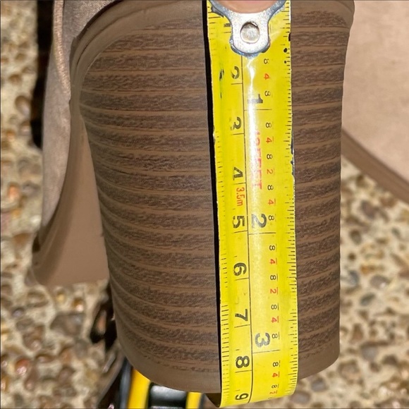 💕Booties💕 - Picture 3 of 3